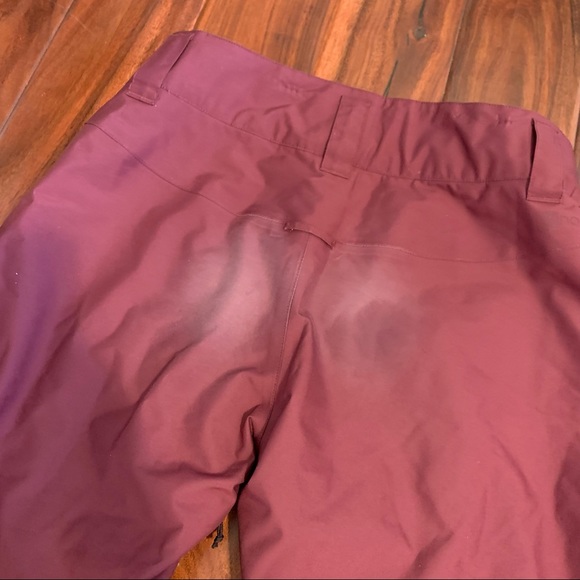 Patagonia Women’s snow pants- small - Picture 8 of 9